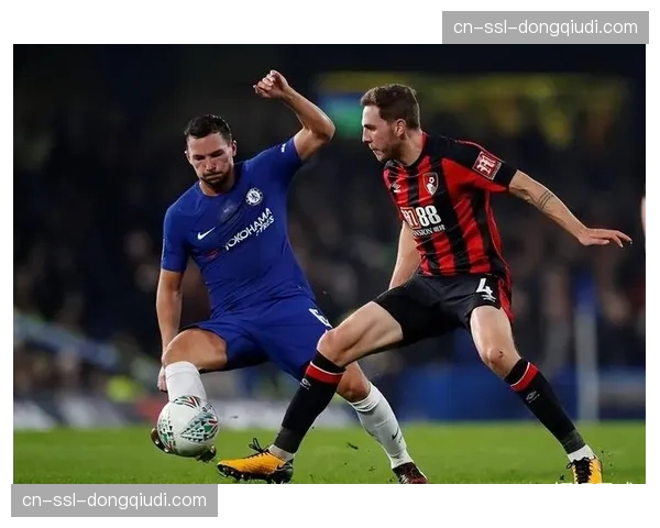 BBC比赛笔记：诺丁汉森林坚持采用传统下底传中战术，对抗伯恩茅斯。