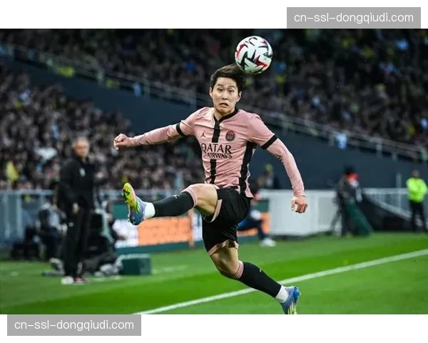 特写：南特球员在绝平进球被VAR判定无效后的失落表情