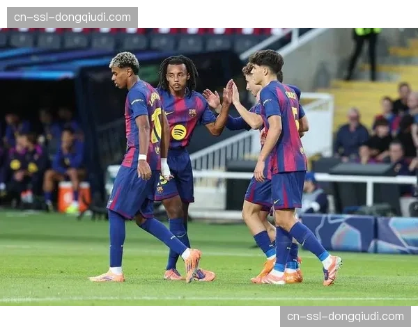 国家德比前瞻:皇马巴萨为榜首决战伯纳乌,贝林厄姆与亚马尔对决成焦点 国家德比前瞻:皇马巴萨为榜首决战伯纳乌,贝林厄姆与亚马尔对决成焦点